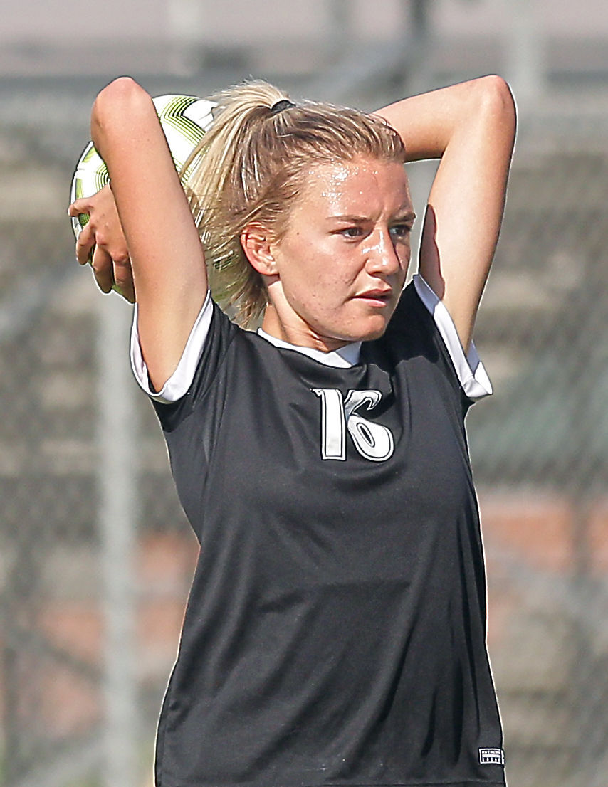 083121-elk-spt-spring-creek-girls-soccer-emma-lunsford.jpg